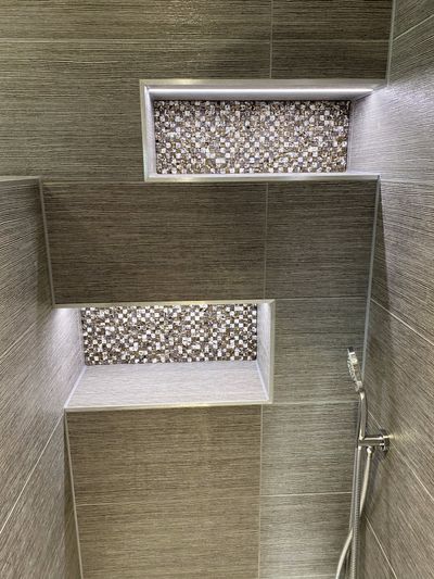 Illuminated shower alcoves in Bosley
